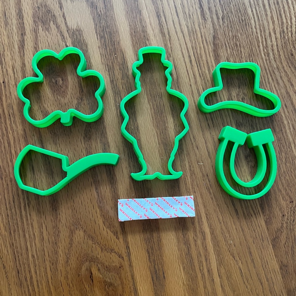 Set of Green St. Patrick's Day Cookie Cutters - Shamrock, Top Hat, Horseshoe Set